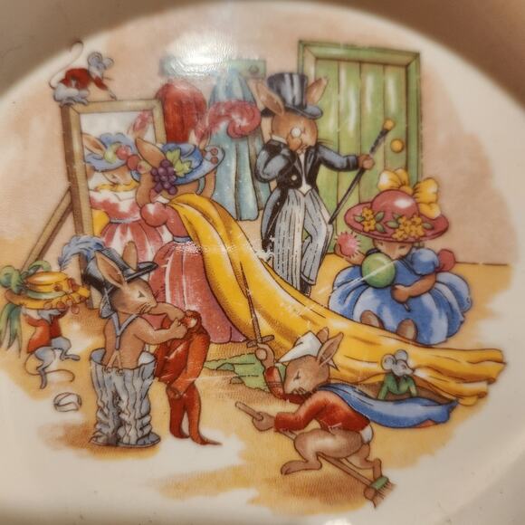 Vintage Royal Doulton Bunnykins Porridge Bowl & 2 Handle Cup - Picture 6 of 6